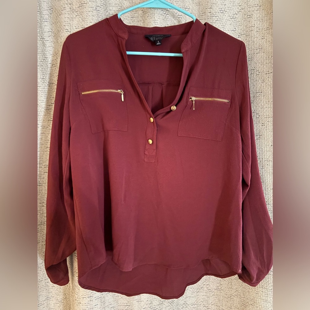 Sweet Wanderer Women's Burgundy Blouse with Zipper Details